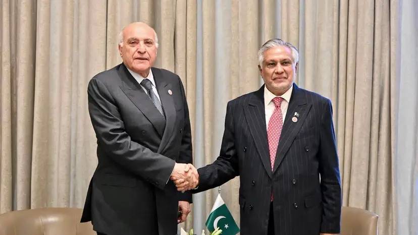 Mr. Attaf holds meeting with Pakistani counterpart in Amman