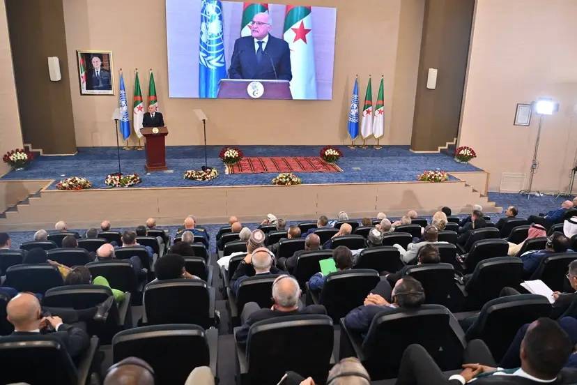 Dl. Ahmed Attaf prezidează ceremonia comună de comemorare a Zilei Diplomației Algeriene și a celei de-a 81-a aniversări a creării Organizației Națiunilor Unite.